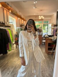 image_6c58e21d-a764-4cc1-ac2d-d3887acd19df